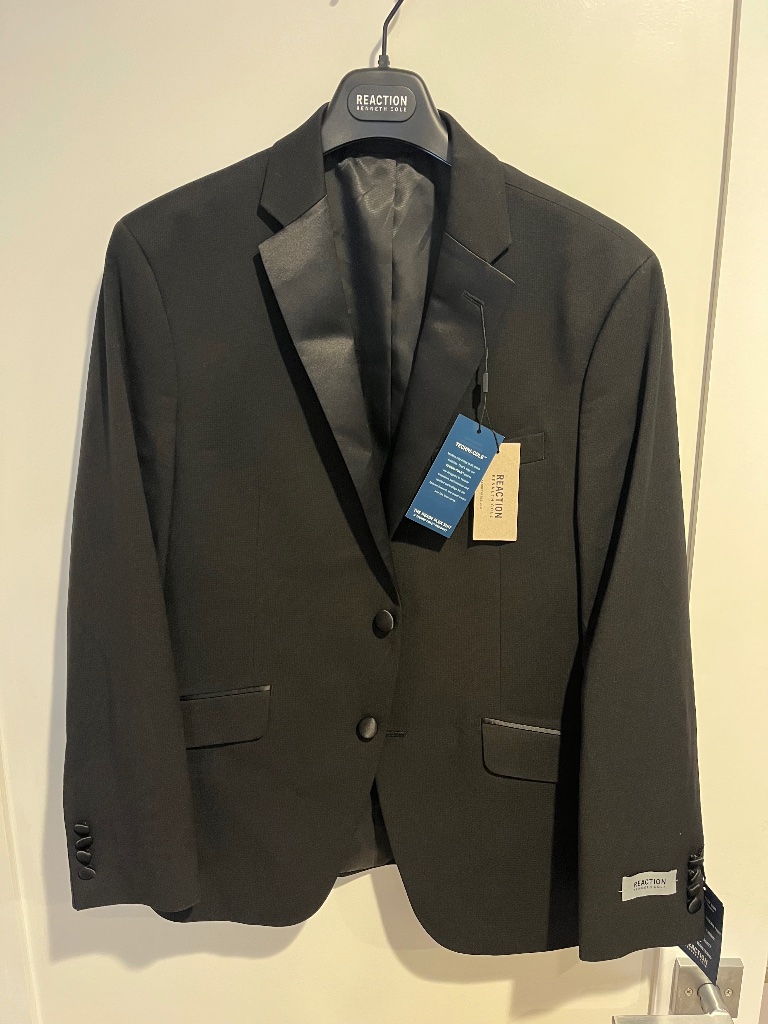 Brand New Kenneth Cole Reaction Tux Jacket 40s